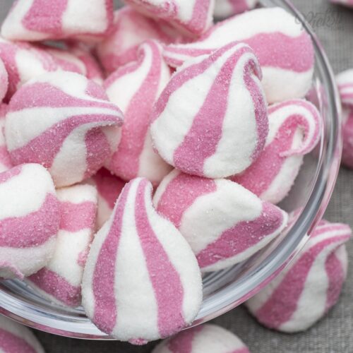 Zefīru golfa bumbiņas ar zemeņu garšu, 500 g